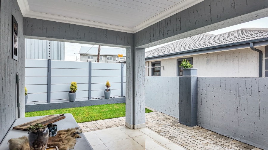 3 Bedroom Property for Sale in Dana Bay Western Cape